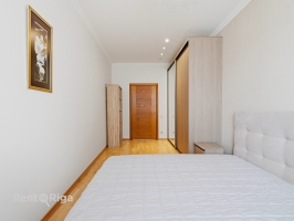 Dzirnavu 113A - Attēls