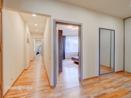 Brīvības 148 - Attēls