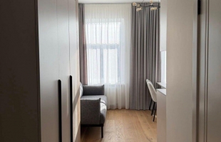 Dzirnavu 17 - Attēls