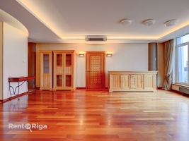 Republikas laukums 3 - Attēls