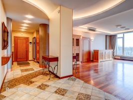 Republikas laukums 3 - Attēls