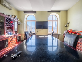 Mazā Smilšu 12 - Attēls