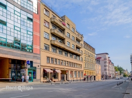 Lāčplēša iela 45 - Attēls