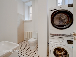 Elizabetes 13 - Attēls