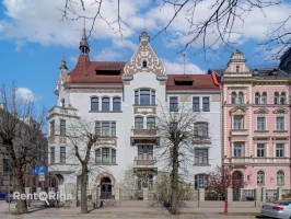 Elizabetes 13 - Attēls