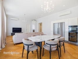 Elizabetes 18 - Image