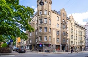 Lāčplēša iela 21 - Изображение