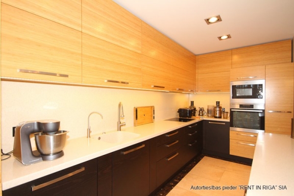 Apartment for rent, Dzintaru prospekts street 20 - Image 1