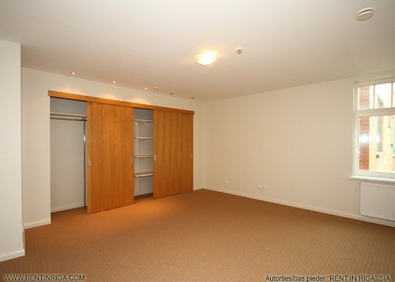 Apartment for sale, Dzirnavu street 37 - Image 1