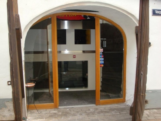 Retail premises for sale, Vecpilsētas street - Image 1