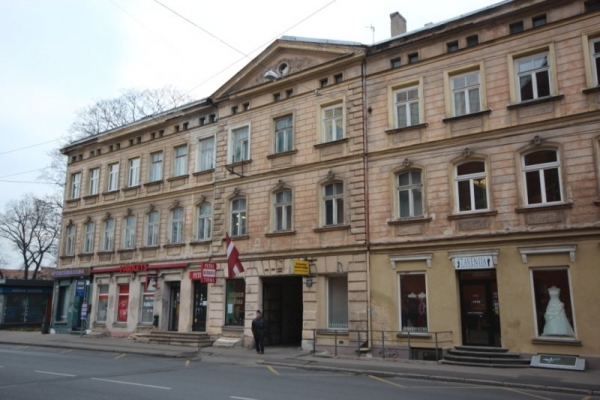Pārdod dzīvokli, Brīvības iela 117 - Attēls 1