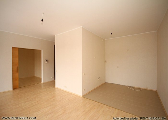 Izīrē dzīvokli, Vienības gatve 192 - Attēls 1