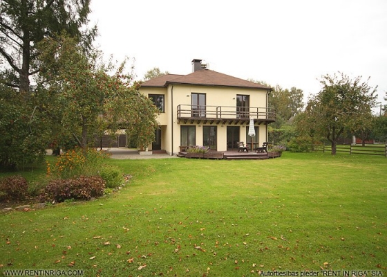 Pārdod māju, Cidonijas iela - Attēls 1