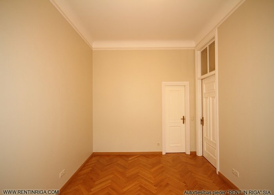 Apartment for rent, Alberta street 1 - Image 1