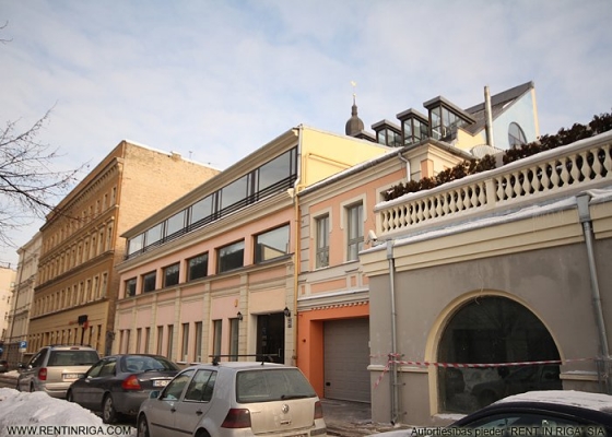 Property building for rent, 11. novembra krastmala - Image 1