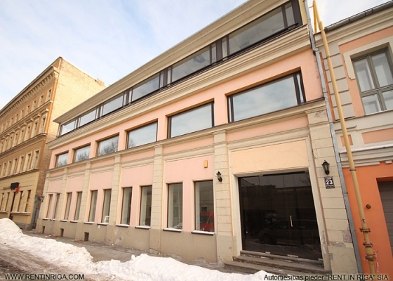 Property building for rent, 11. novembra krastmala - Image 1
