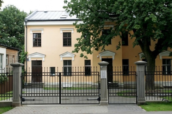 Property building for sale, Eduarda Smiļģa street - Image 1