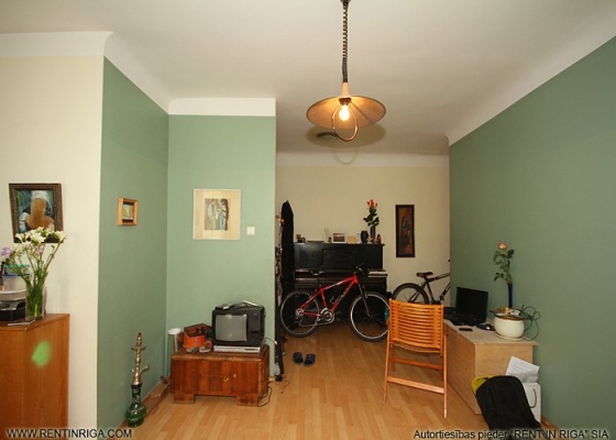 Pārdod dzīvokli, Stabu iela 49 - Attēls 1