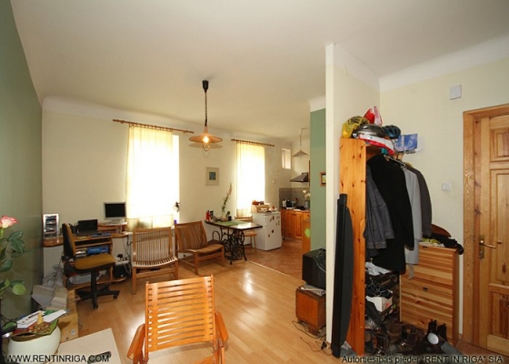 Pārdod dzīvokli, Stabu iela 49 - Attēls 1