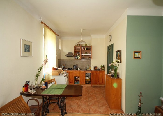 Pārdod dzīvokli, Stabu iela 49 - Attēls 1