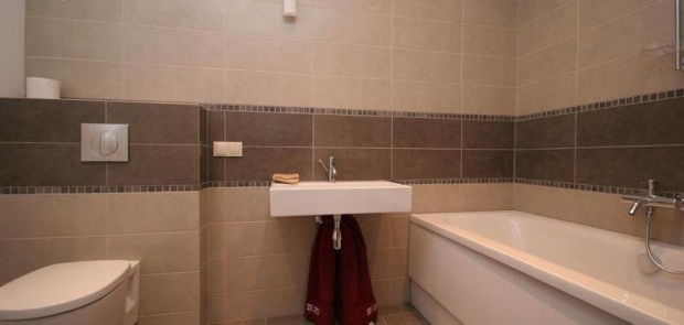Pārdod dzīvokli, Aizputes iela 10 - Attēls 1