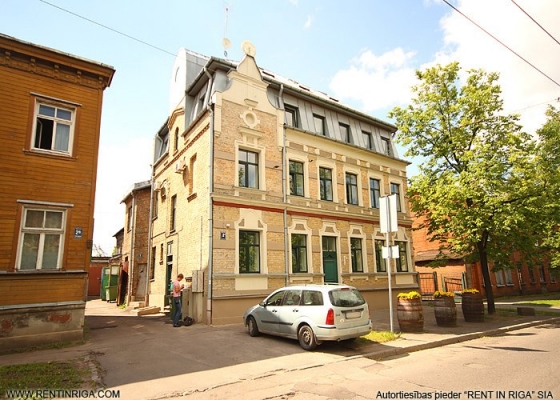 Property building for sale, Rūjienas street - Image 1