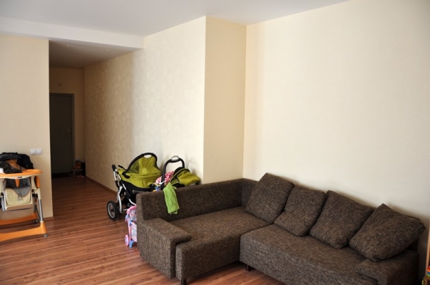 Pārdod dzīvokli, Jasmuižas iela 18 - Attēls 1