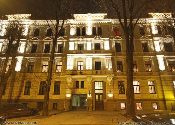 Pārdod dzīvokli, Ausekļa iela 2 - Attēls 1