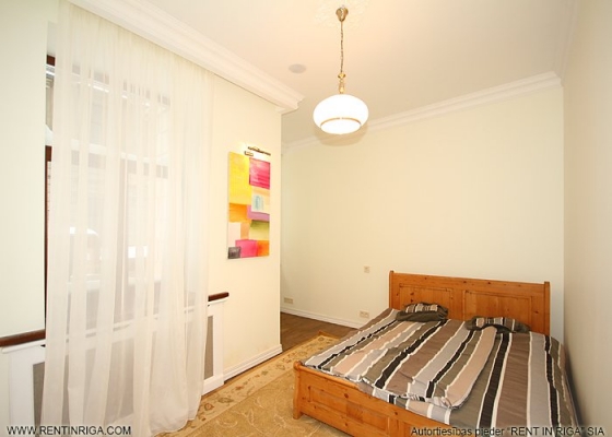 Apartment for rent, Blaumaņa street 6 - Image 1