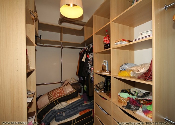 Pārdod dzīvokli, Krišjāņa Barona iela 39 - Attēls 1