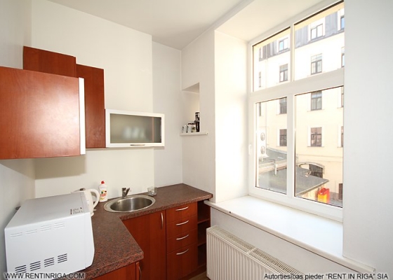 Apartment for sale, Dzirnavu street 72 - Image 1