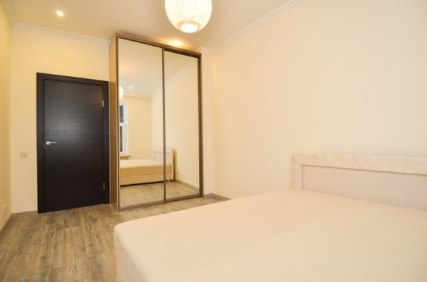 Apartment for rent, Dzirnavu street 113 - Image 1