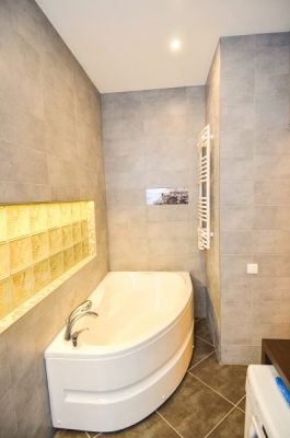 Apartment for rent, Dzirnavu street 113 - Image 1