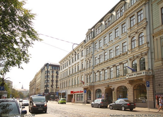 Iznomā tirdzniecības telpas, Meierovica iela - Attēls 1