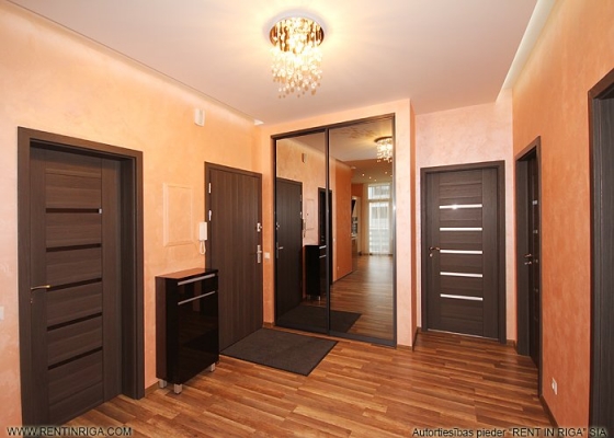 Pārdod dzīvokli, Gramzdas iela 82 - Attēls 1