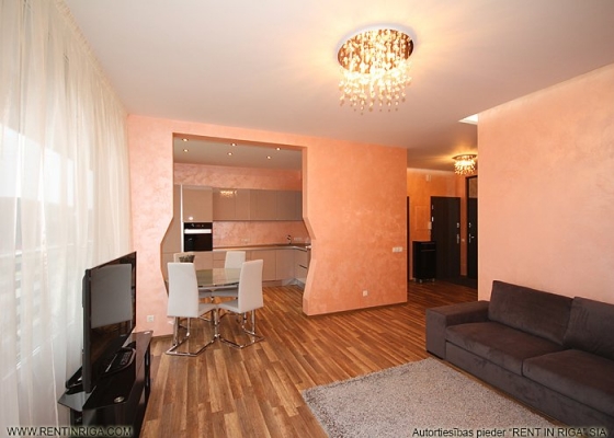 Pārdod dzīvokli, Gramzdas iela 82 - Attēls 1