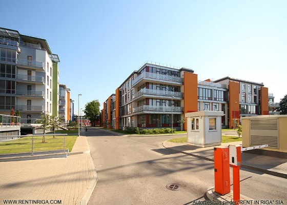 Pārdod dzīvokli, Gramzdas iela 82 - Attēls 1