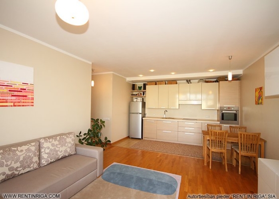 Pārdod dzīvokli, Kaivas iela 33 - Attēls 1