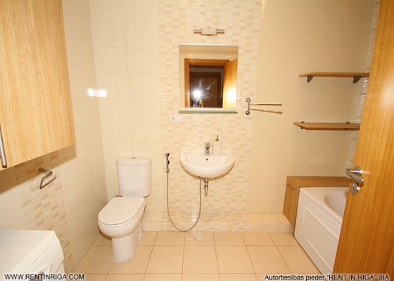 Pārdod dzīvokli, Kaivas iela 33 - Attēls 1