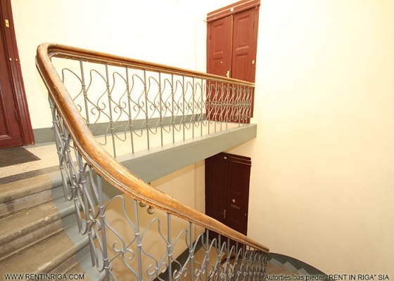 Apartment for sale, Dzirnavu street 31 - Image 1