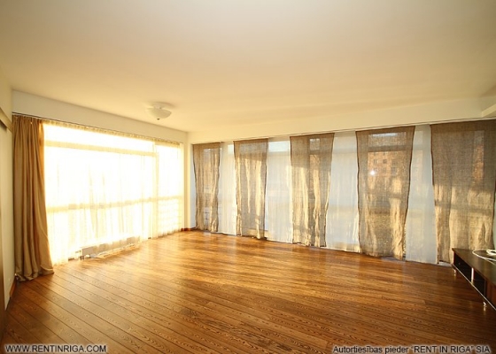 Pārdod dzīvokli, Āraišu iela 38 - Attēls 1