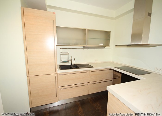 Pārdod dzīvokli, Āraišu iela 38 - Attēls 1