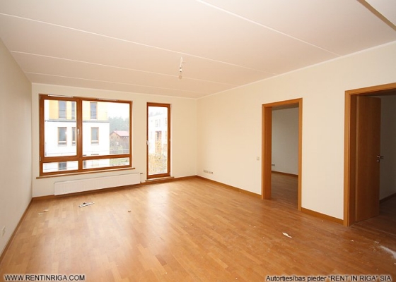 Pārdod dzīvokli, Jaunlazdu iela 14 - Attēls 1