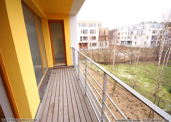 Pārdod dzīvokli, Jaunlazdu iela 7 - Attēls 1