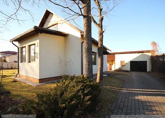 House for sale, Zemeņu street - Image 1