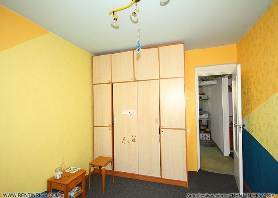 Pārdod dzīvokli, Pavasara gatve 4 - Attēls 1