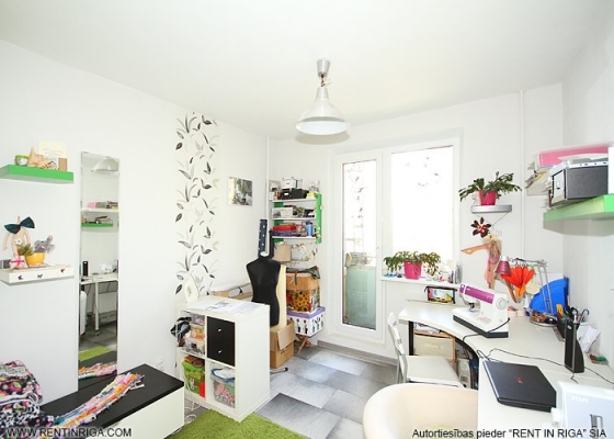 Pārdod dzīvokli, Pavasara gatve 4 - Attēls 1