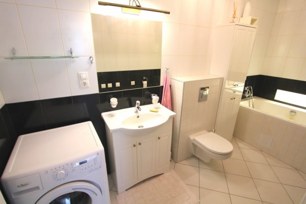 Izīrē dzīvokli, Struktoru iela 13 - Attēls 1