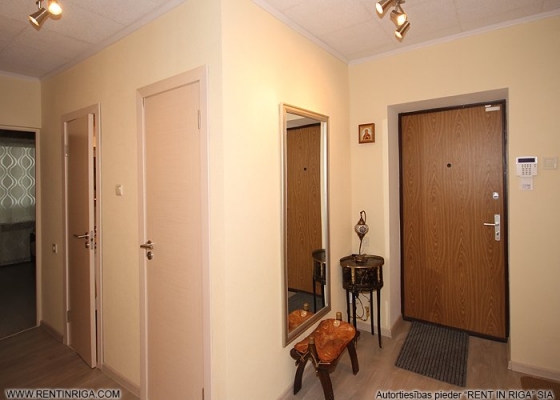 Pārdod dzīvokli, Dubultu propekts iela 10 - Attēls 1