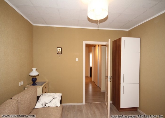 Pārdod dzīvokli, Dubultu propekts iela 10 - Attēls 1